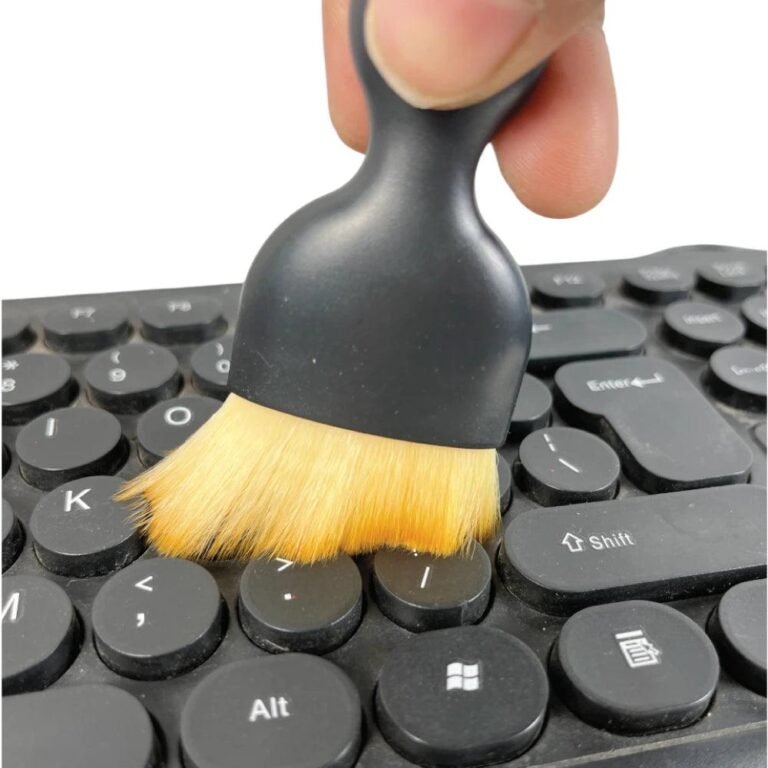 Cleaning Brush with Protective Case