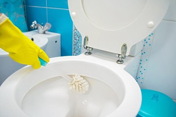 bathroom cleaning